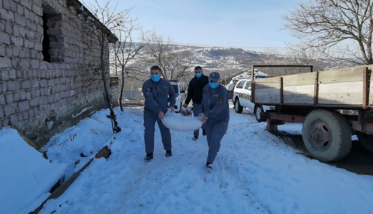 AFC0B116-BF11-4CC8-BBCB-3A510FD7D080